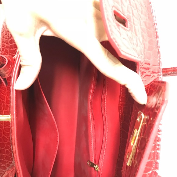 Kara beautiful red bag - Picture 6 of 8